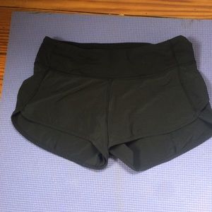 Lululemon black shorts